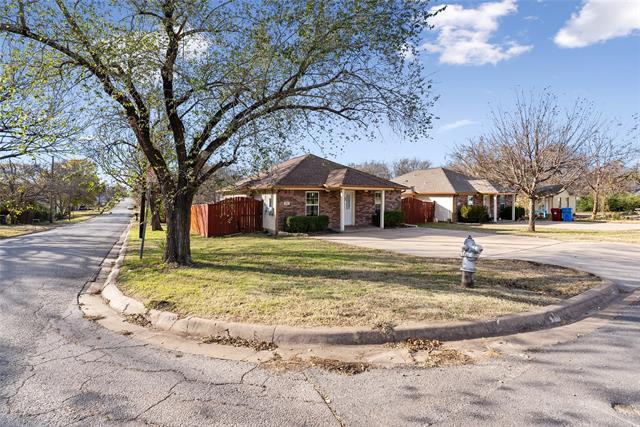 Foto del edificio - 202 N Harrison Ave