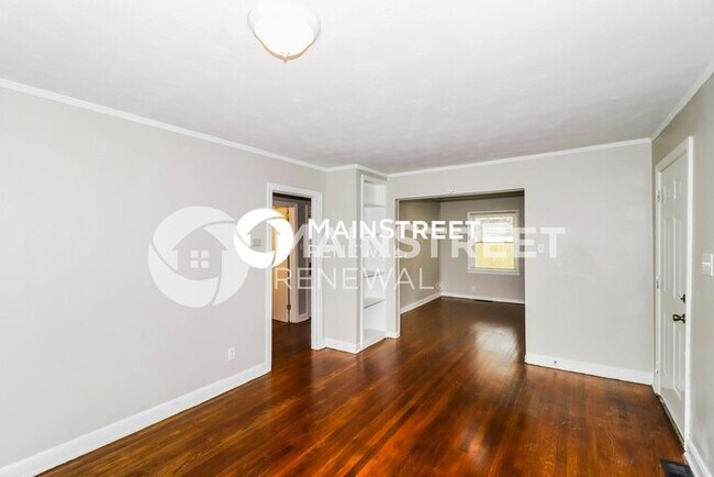 Foto del edificio - 3 Bedroom Pet-Friendly Home in Memphis, TN with Main Street Renewal