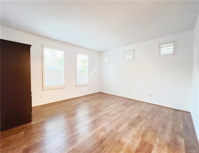 Building Photo - 217 Lonetree, Irvine, CA 92603 - 2 BR 2 BA...