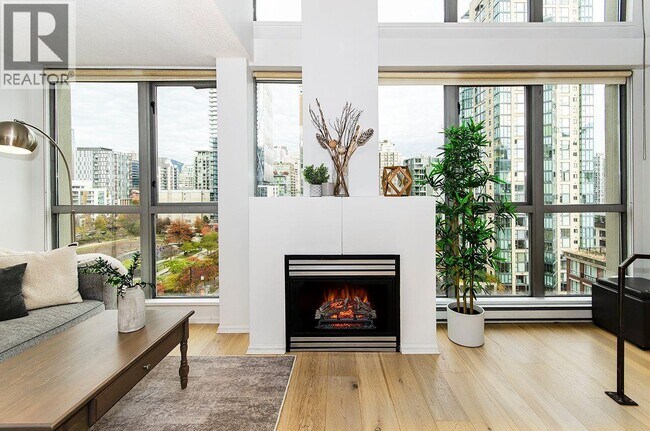 Building Photo - 1238 Richards St