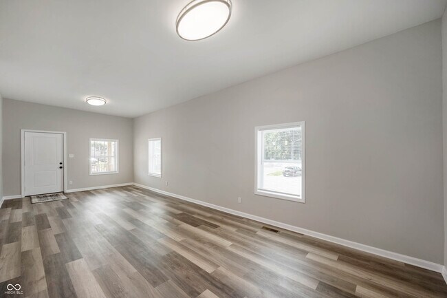 Foto del edificio - 2170 S East St