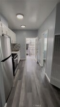 Building Photo - 1032 Normandie Ave