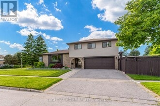 Building Photo - 51 Lewin Crescent
