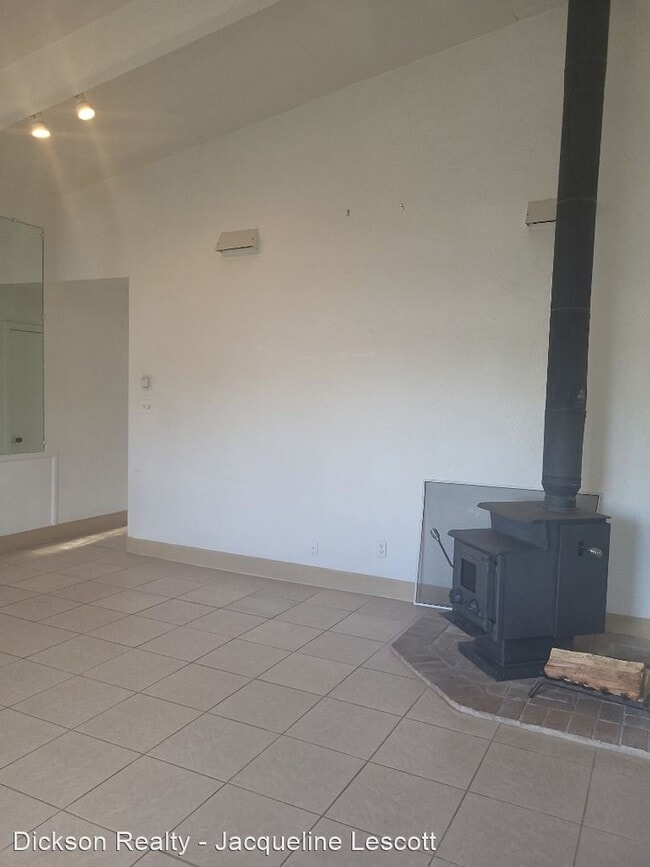 Building Photo - 2 br, 1 bath House - 11641 Andes Street