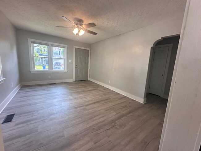 Building Photo - 1228 Commerce Ave