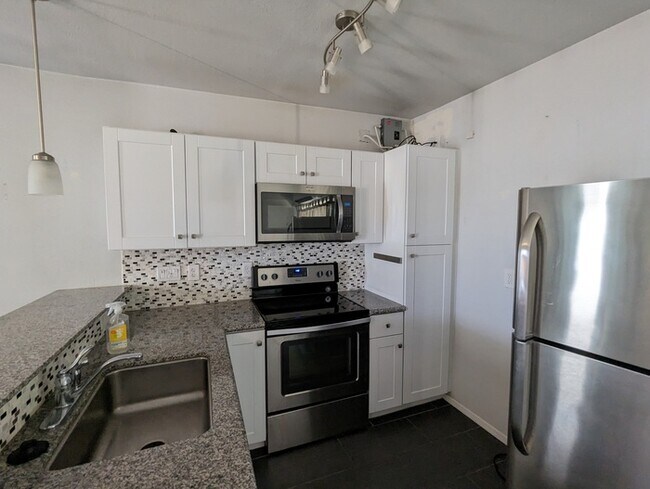 Foto del edificio - 2147 E Roosevelt St