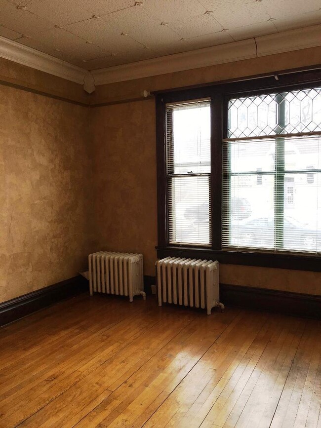 Foto del edificio - 118 9th St S
