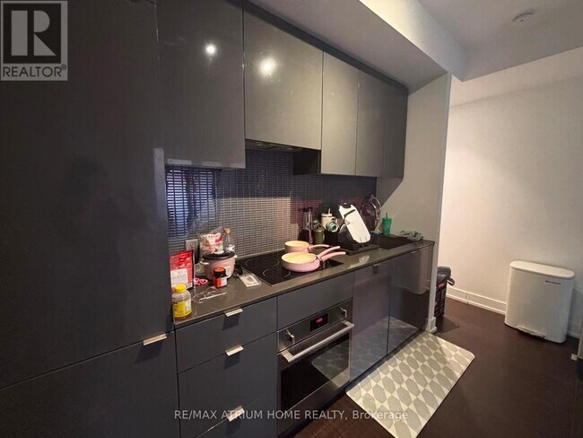 Photo du bâtiment - 7 Grenville St