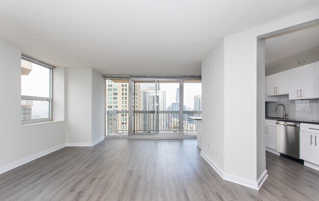 Foto del edificio - 535 N State St