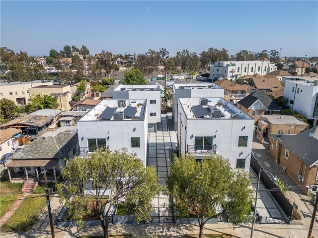 Foto del edificio - 646 N Boyle Ave