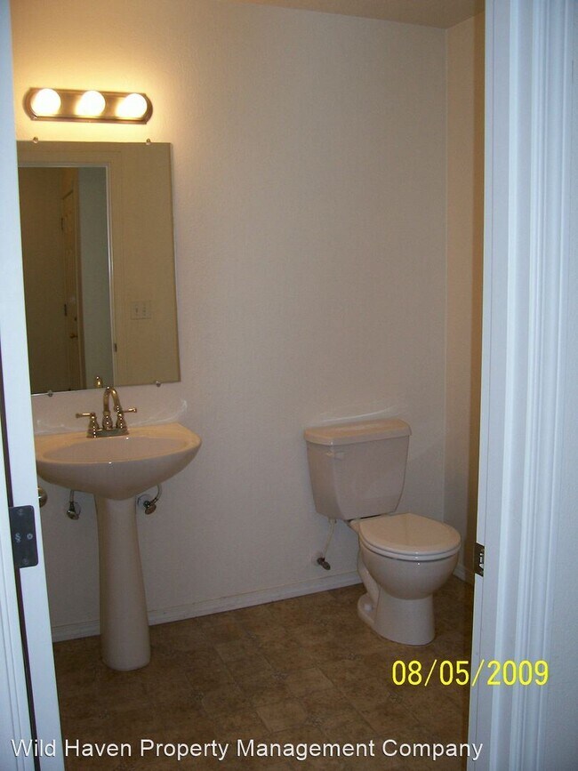 Foto del edificio - 3548 NE Golden Leaf Ln