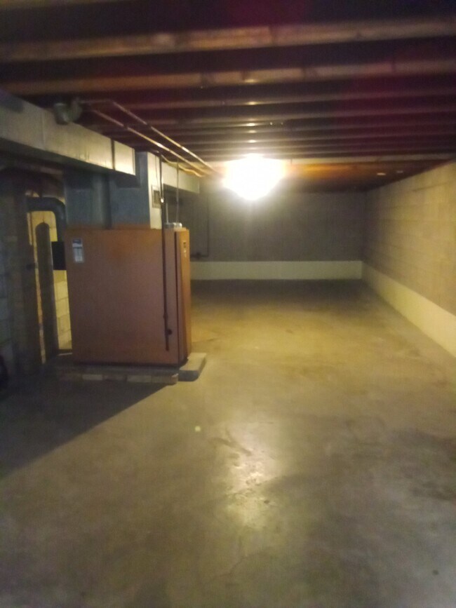 Foto del edificio - 4902 Dunsmore Ave