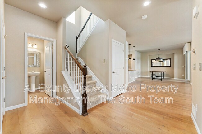 Foto del edificio - 536 E Fremont Pl