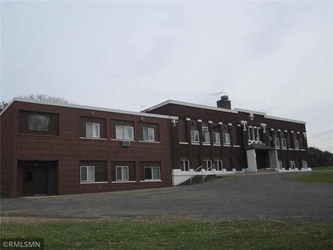 Building Photo - 102 Bridge Ave