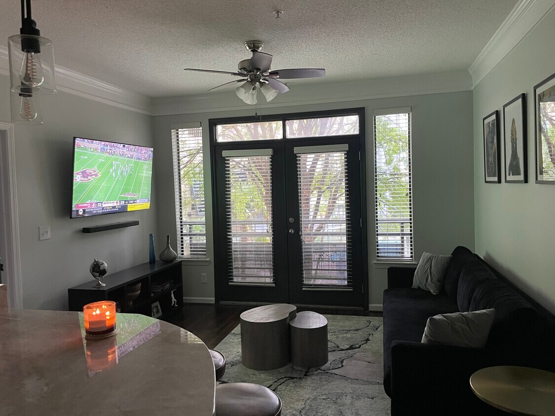 Living room. - 401 16th St NW