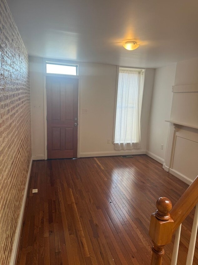 Foto principal - Beautiful Charming Townhome Available Now!!!