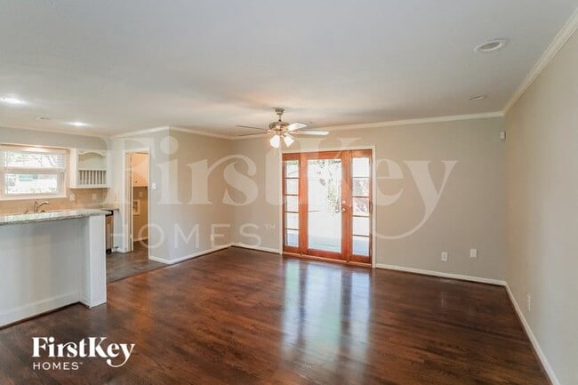 Building Photo - 3439 Timberview Rd