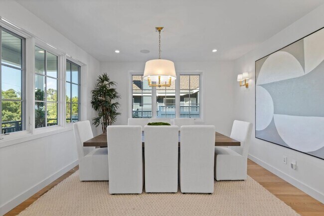 Building Photo - 1365 Vancouver Ave