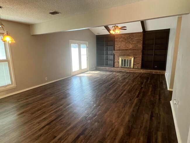 Foto del edificio - 7016 York Ave