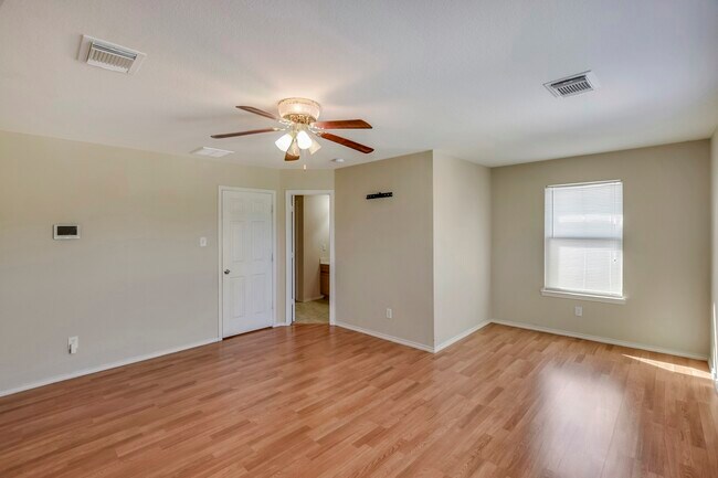 Foto del edificio - 18231 Valebluff Ln