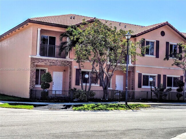 Foto del edificio - 11262 SW 230th Terrace