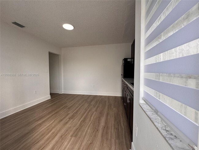 Building Photo - 3632 SW 87th Ave