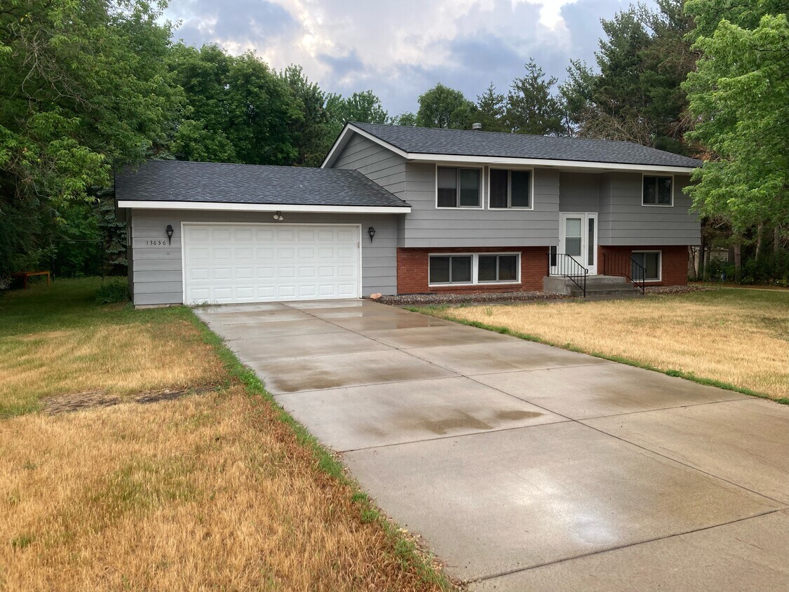 13636 Johnson St NE, Ham Lake, MN 55304 House Rental in Ham Lake, MN