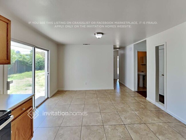 Foto del edificio - 6554 Outlook Dr