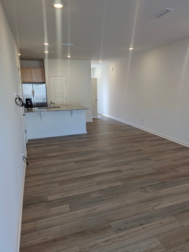 Foto del edificio - 2003 Oakdale Dr