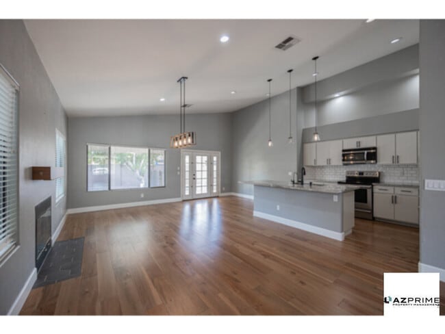 Building Photo - Cul-de-Sac Serenity Meets Modern Charm in ...