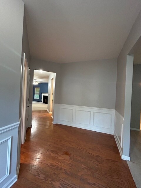 Building Photo - 1305 Red Cedar Trl