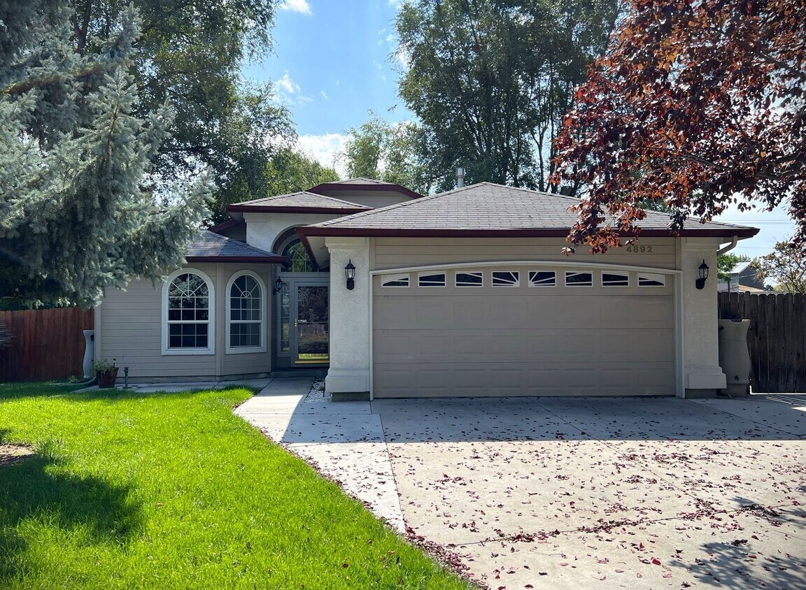 Primary Photo - Adorable 3 bed 2 bath home in the Coventry...