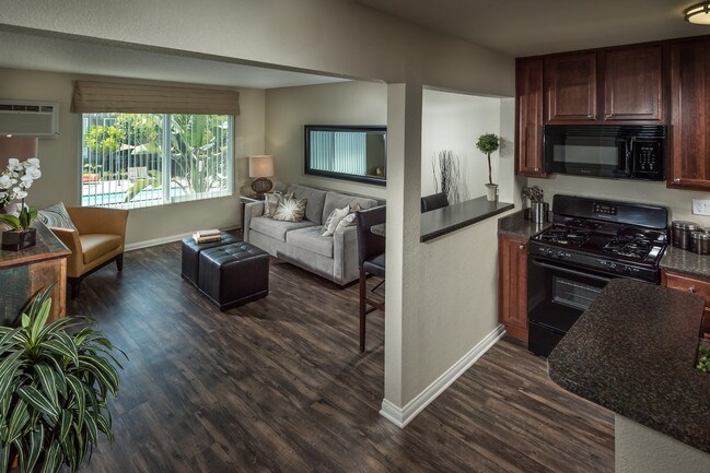 Uca Apartments Fullerton Ca Living Room