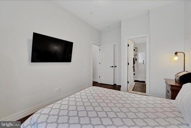 Building Photo - 1469 Florida Ave NW