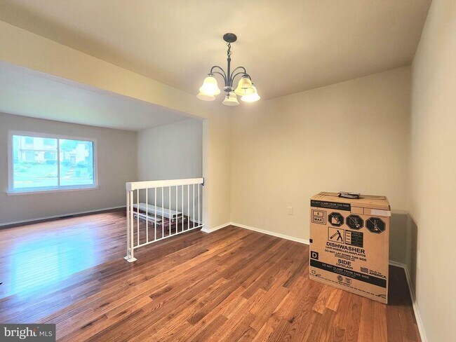 Building Photo - 8969 Centerway Rd