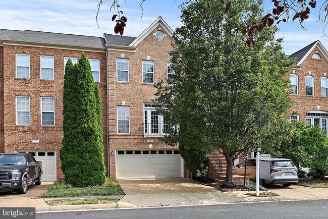 Foto del edificio - 43118 Royal Fern Terrace