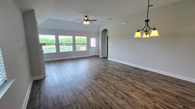 Building Photo - 552 Firethorn Dr