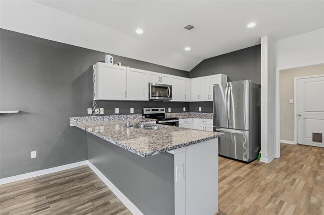 Building Photo - 111 Bering Dr