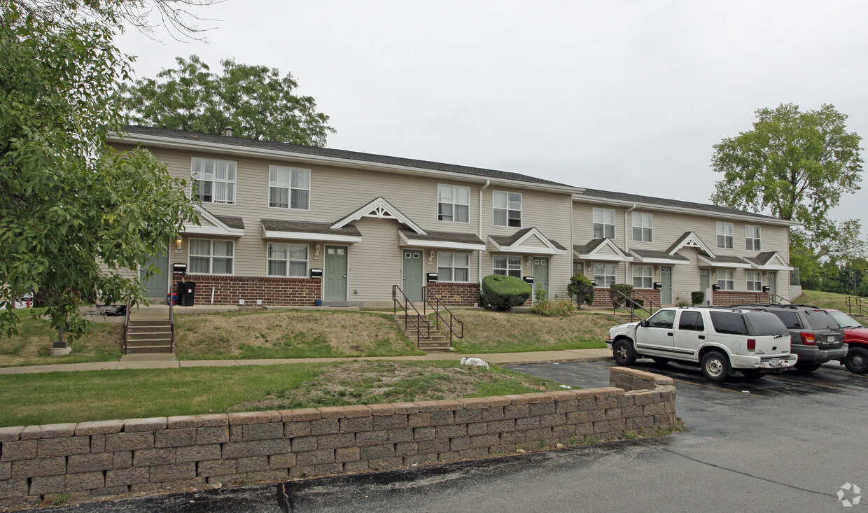 Building Photo - Waico Apartments