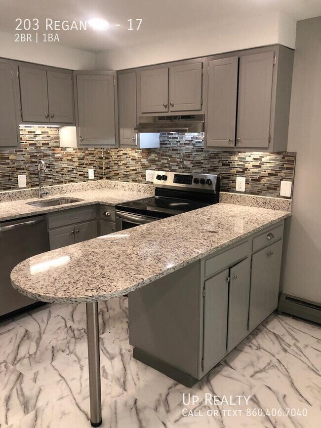 Foto del edificio - 203 Regan Rd