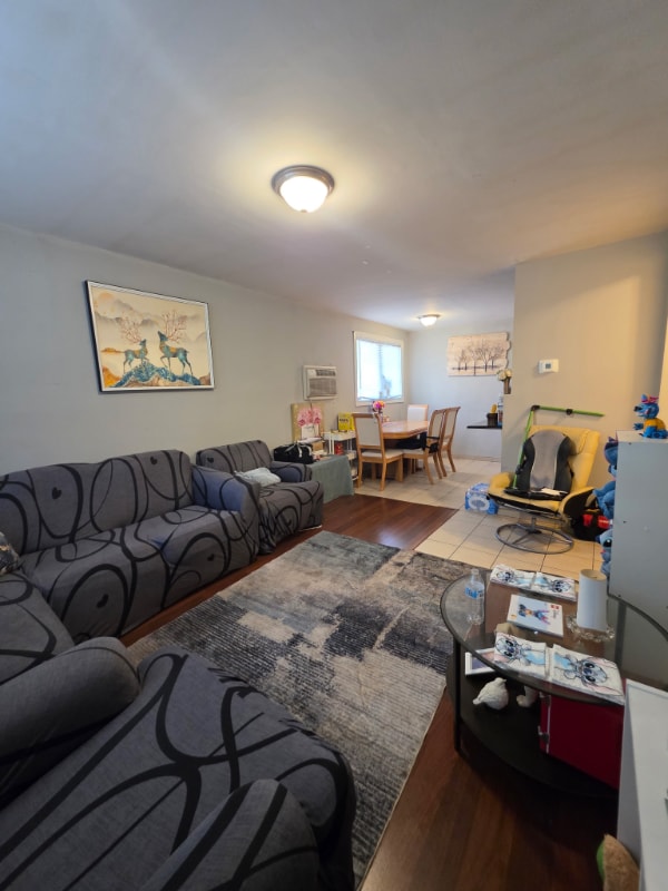 Foto del edificio - 4900 Knox Ave N