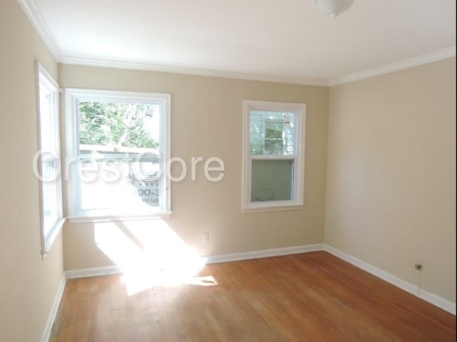 Foto del edificio - 3760 Barron Ave