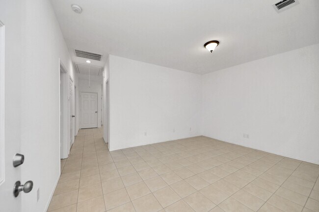 Foto del edificio - 9210 Wheatley St