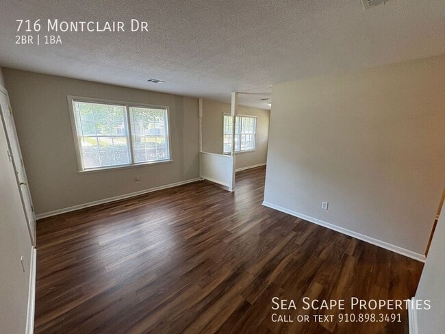 Building Photo - 716 Montclair Dr
