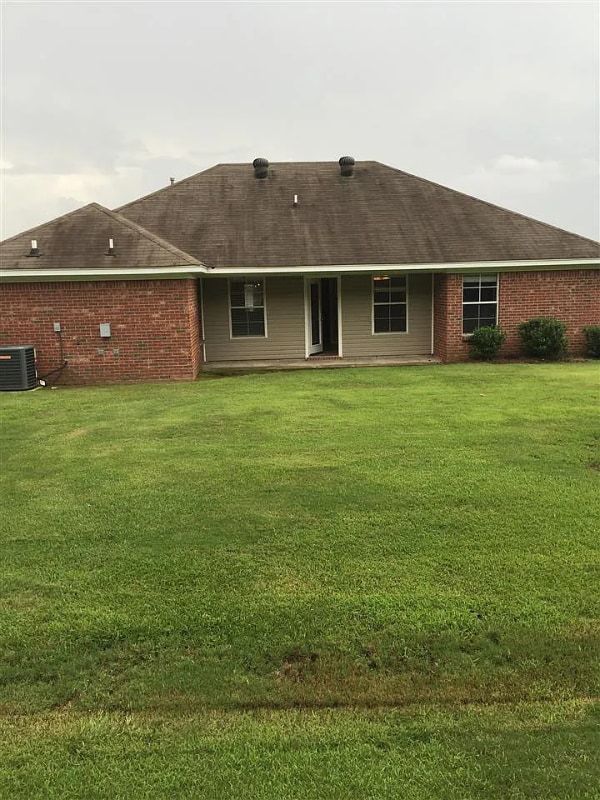 Building Photo - 611 Shadowridge Dr