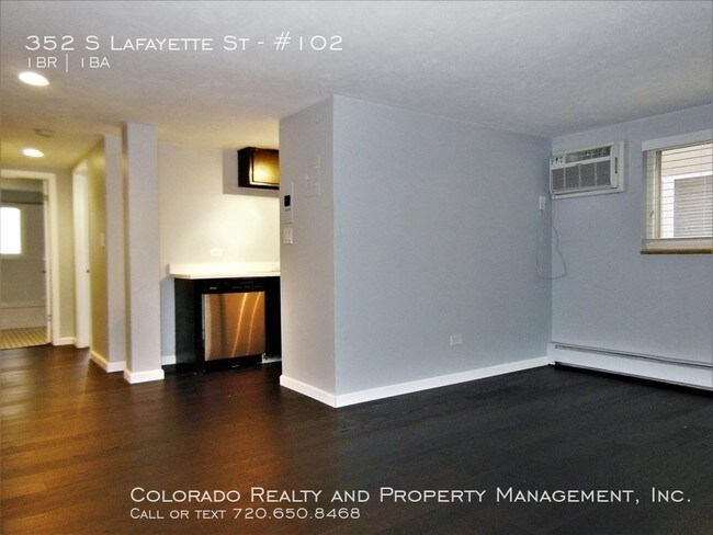 Foto del edificio - 352 S Lafayette St