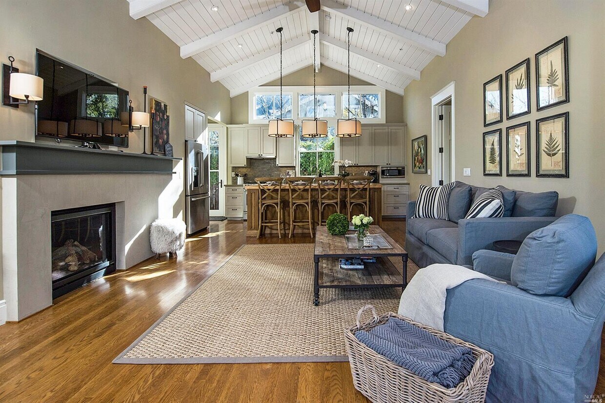 Foto principal - 1717 Mitchell Dr