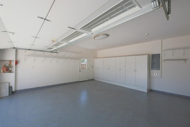 Foto del edificio - 40463 Eaton Ct
