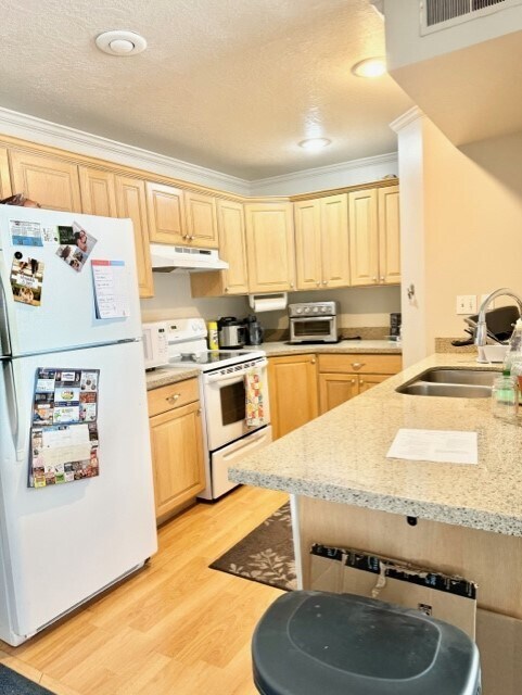 Building Photo - 1541 N 550 W