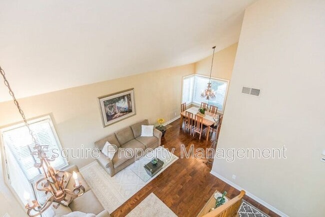 Building Photo - 5181 Via Calderon